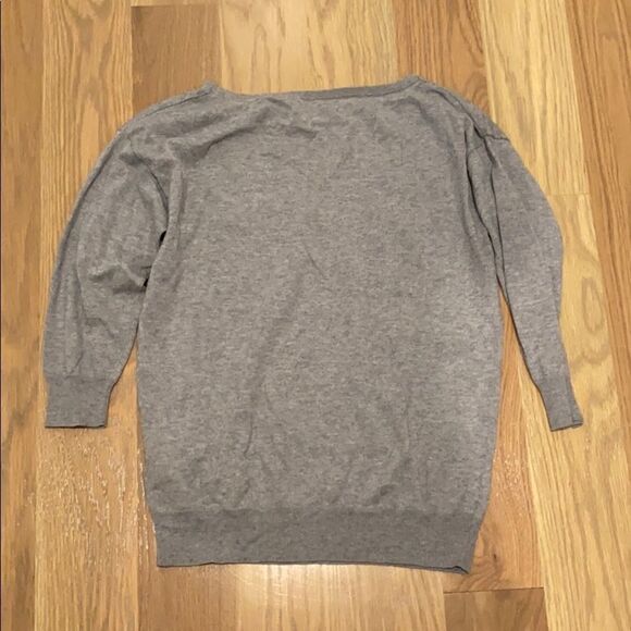 Banana republic gray 3/4 sleeves sweater XS - Picture 5 of 5